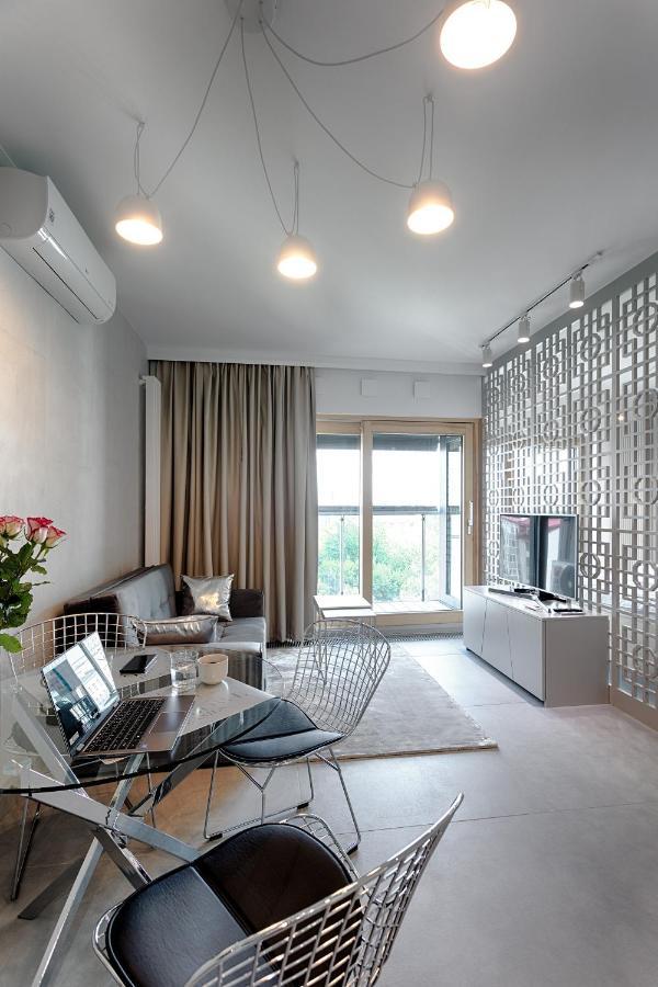 Mennica Residence Luxury Location Varsóvia Exterior foto